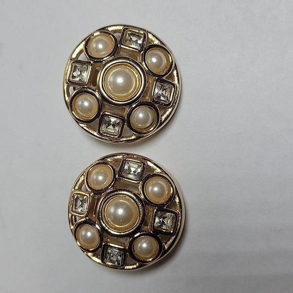 Givenchy Vintage Gold Rhinestone Pearl Circle Clip On Earrings Mob Wife - Picture 9 of 10